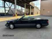 ✅ 1995 Mercedes-Benz E 320 • VIN: WDBEA66E8SC239370 • Lot: 55871605. Listed on Copart with 119,102 mi. Free auction sales archive from the USA and detailed vehicle history report at DreamBid. Image 12.