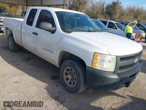 2010 Chevrolet Silverado 1500 Work Truck z VIN 1GCSCPEX1AZ237933, wystawiony jako IAAI lot #41326323 z przebiegiem 122 442 mil mil oraz . Historia ofert i sprzedaży dostępna na DreamBid. Obrazek 1.