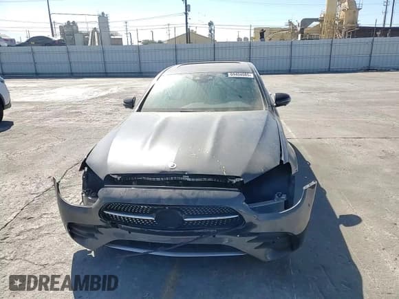 ✅ 2022 Mercedes-Benz E 350 • VIN: W1KZF8DB4NB077892 • Lot: 69404085. Listed on Copart with 74,067 mi. Free auction sales archive from the USA and detailed vehicle history report at DreamBid. Image 14.