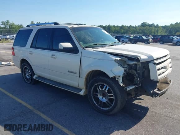 ✅ 2008 Ford Expedition Limited • VIN: 1FMFU19578LA80681 • Lot: 42772213. Wystawiony na IAAI z przebiegiem 304 538 mil. Bezpłatny archiwum sprzedaży aukcyjnych z USA i szczegółowy raport historii pojazdu na DreamBid. Zdjęcie 1.