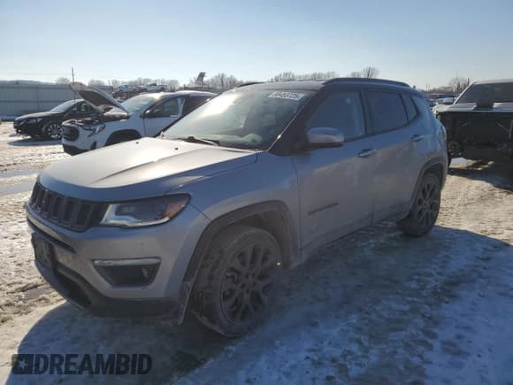 ✅ 2019 Jeep Compass Limited • VIN: 3C4NJDCBXKT745237 • Лот: 88453725. Опубликован ранее на Copart с пробегом 116 193 миль. Бесплатный доступ к архиву аукционных продаж из США и подробный отчёт об истории автомобиля на DreamBid. Изображение 1.