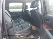 ✅ 2010 Chevrolet Suburban LT • VIN: 1GNUKJE32AR225710 • Lot: 42798462. Listed on IAAI with Not provided. Free auction sales archive from the USA and detailed vehicle history report at DreamBid. Image 8.