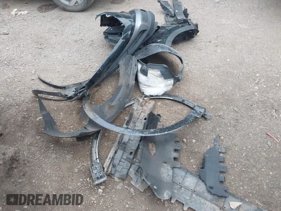 ✅ 2020 Audi Q3 S line Premium • VIN: WA1DECF31L1041381 • Lot: 42621648. Wystawiony na IAAI z przebiegiem 76 000 mil. Bezpłatny archiwum sprzedaży aukcyjnych z USA i szczegółowy raport historii pojazdu na DreamBid. Zdjęcie 12.