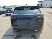 ✅ 2020 Land Rover Range Rover Velar R-Dynamic S • VIN: SALYK2FV6LA255092 • Lot: 67074885. Wystawiony na Copart z przebiegiem 84 245 mil. Bezpłatny archiwum sprzedaży aukcyjnych z USA i szczegółowy raport historii pojazdu na DreamBid. Zdjęcie 6.