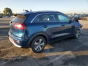 ✅ 2018 Kia Niro LX • VIN: KNDCB3LC8J5206587 • Lot: 82680165. Wystawiony na Copart z przebiegiem 51 636 mil. Bezpłatny archiwum sprzedaży aukcyjnych z USA i szczegółowy raport historii pojazdu na DreamBid. Zdjęcie 3.