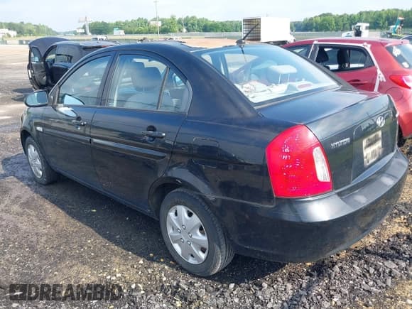 ✅ 2007 Hyundai Accent GLS • VIN: KMHCN46C17U166257 • Лот: 42278601. Опубликован ранее на IAAI с пробегом 156 197 миль. Бесплатный доступ к архиву аукционных продаж из США и подробный отчёт об истории автомобиля на DreamBid. Изображение 3.