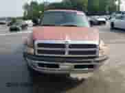 2000 Dodge 1500 with VIN 3B7HC12Y5YG100850, listed as a Copart auction lot 56823315 with 413,029 mi miles and Salvage title. Bid and sale history available at DreamBid. Image 5.