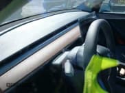 ✅ 2024 Tesla Model Y Long Range • VIN: 7SAYGDEE4RF149457 • Lot: 41700922. Wystawiony na IAAI z przebiegiem Nie podano. Bezpłatny archiwum sprzedaży aukcyjnych z USA i szczegółowy raport historii pojazdu na DreamBid. Zdjęcie 17.