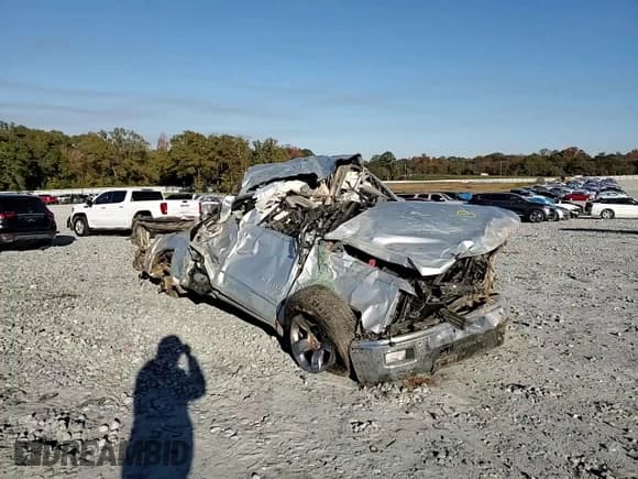 ✅ 2014 Chevrolet Silverado 1500 LTZ • VIN: 3GCUKSEJ1EG557186 • Лот: 82958454. Опубликован ранее на Copart с пробегом 114 498 миль. Бесплатный доступ к архиву аукционных продаж из США и подробный отчёт об истории автомобиля на DreamBid. Изображение 11.