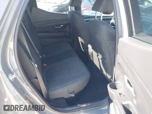 2023 Hyundai Santa Cruz Night Edition с VIN 5NTJCDAF2PH075187, выставлен на аукционе IAAI как лот 41251487 с пробегом 18 028 миль миль и . История ставок и продаж доступна на DreamBid. Изображение 8.