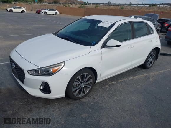 ✅ 2019 Hyundai Elantra • VIN: KMHH35LE2KU099247 • Lot: 43077370. Listed on IAAI with 58,795 mi. Free auction sales archive from the USA and detailed vehicle history report at DreamBid. Image 17.