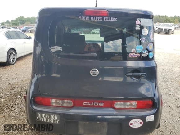 ✅ 2010 Nissan Cube S • VIN: JN8AZ2KRXAT152941 • Lot: 72754064. Wystawiony na Copart z przebiegiem 190 590 mil. Bezpłatny archiwum sprzedaży aukcyjnych z USA i szczegółowy raport historii pojazdu na DreamBid. Zdjęcie 6.