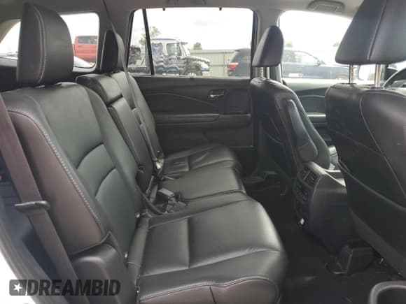 ✅ 2020 Honda Pilot Touring 8-Passenger • VIN: 5FNYF6H94LB053636 • Lot: 81750665. Listed on Copart with 103,922 mi. Free auction sales archive from the USA and detailed vehicle history report at DreamBid. Image 11.