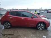 ✅ 2015 Nissan LEAF S • VIN: 1N4AZ0CP5FC326523 • Lot: 43632898. Wystawiony na IAAI z przebiegiem 80 654 mil. Bezpłatny archiwum sprzedaży aukcyjnych z USA i szczegółowy raport historii pojazdu na DreamBid. Zdjęcie 13.