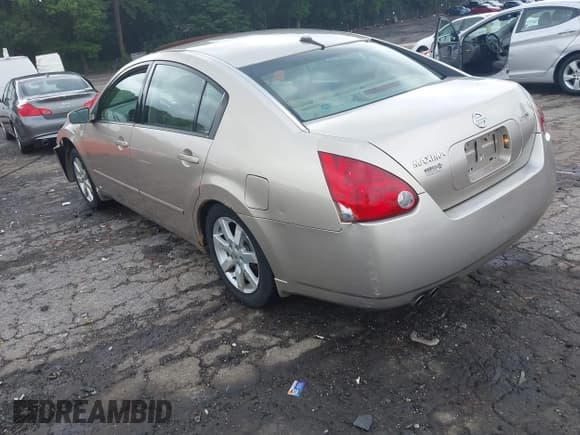 ✅ 2005 Nissan Maxima SE • VIN: 1N4BA41E35C860915 • Lot: 42489421. Listed on IAAI with 169,703 mi. Free auction sales archive from the USA and detailed vehicle history report at DreamBid. Image 3.