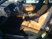 ✅ 2018 Volvo S90 Inscription • VIN: LVYBC0AL4JP028393 • Лот: 66563703. Опубликован ранее на Copart с пробегом 101 506 миль. Бесплатный доступ к архиву аукционных продаж из США и подробный отчёт об истории автомобиля на DreamBid. Изображение 7.