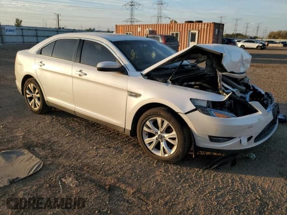 ✅ 2012 Ford Taurus SEL • VIN: 1FAHP2EW3CG119556 • Lot: 82570945. Wystawiony na Copart z przebiegiem 192 236 mil. Bezpłatny archiwum sprzedaży aukcyjnych z USA i szczegółowy raport historii pojazdu na DreamBid. Zdjęcie 4.