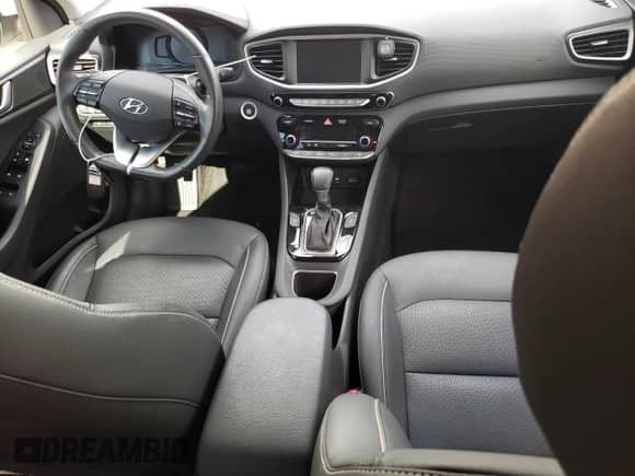 2019 Hyundai Ioniq Limited с VIN KMHC85LC6KU122734, выставлен на аукционе Copart как лот 74376264 с пробегом Не указан миль и На запчасти • Non repairable. История ставок и продаж доступна на DreamBid. Изображение 8.