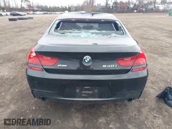 ✅ 2015 BMW 6 Series 640i xDrive • VIN: WBA6B8C59FD453638 • Lot: 43761188. Wystawiony na IAAI z przebiegiem 108 004 mil. Bezpłatny archiwum sprzedaży aukcyjnych z USA i szczegółowy raport historii pojazdu na DreamBid. Zdjęcie 16.