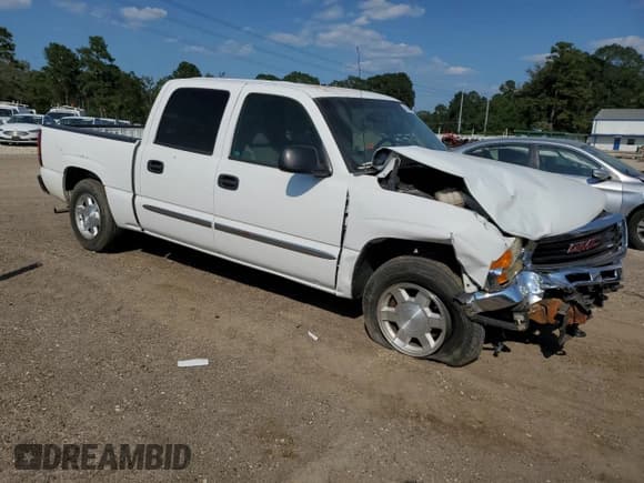 ✅ 2005 GMC Sierra 1500 SLE • VIN: 2GTEC13T551270426 • Лот: 80263695. Опубликован ранее на Copart с пробегом 271 780 миль. Бесплатный доступ к архиву аукционных продаж из США и подробный отчёт об истории автомобиля на DreamBid. Изображение 4.