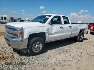 ✅ 2019 Chevrolet Silverado 2500HD Work Truck • VIN: 2GC2KREGXK1215907 • Lot: 81138245. Wystawiony na Copart z przebiegiem 278 515 mil. Bezpłatny archiwum sprzedaży aukcyjnych z USA i szczegółowy raport historii pojazdu na DreamBid. Zdjęcie 1.