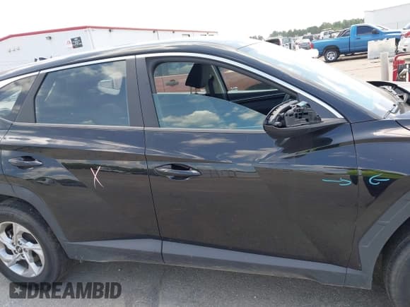 ✅ 2022 Hyundai Tucson SE • VIN: 5NMJACAE1NH019452 • Lot: 42780284. Wystawiony na IAAI z przebiegiem 91 474 mil. Bezpłatny archiwum sprzedaży aukcyjnych z USA i szczegółowy raport historii pojazdu na DreamBid. Zdjęcie 13.