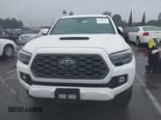 ✅ 2023 Toyota Tacoma SR5 • VIN: 3TMBZ5DN4PM040090 • Lot: 41494387. Wystawiony na IAAI z przebiegiem 22 130 mil. Bezpłatny archiwum sprzedaży aukcyjnych z USA i szczegółowy raport historii pojazdu na DreamBid. Zdjęcie 12.