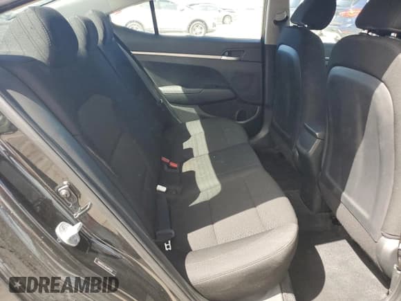 ✅ 2019 Hyundai Elantra SE • VIN: 5NPD74LF1KH495559 • Lot: 84754995. Listed on Copart with 46,253 mi. Free auction sales archive from the USA and detailed vehicle history report at DreamBid. Image 10.