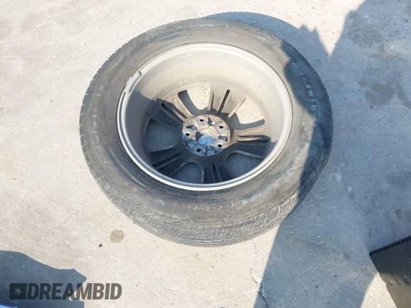 2013 Hyundai Tucson GLS z VIN KM8JU3AC9DU561035, wystawiony jako IAAI lot #43040764 z przebiegiem 145 743 mil mil oraz . Historia ofert i sprzedaży dostępna na DreamBid. Obrazek 18.