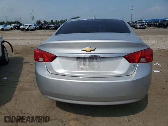 ✅ 2017 Chevrolet Impala LT • VIN: 2G1105SA6H9132018 • Лот: 85721605. Опубликован ранее на Copart с пробегом 146 743 миль. Бесплатный доступ к архиву аукционных продаж из США и подробный отчёт об истории автомобиля на DreamBid. Изображение 6.