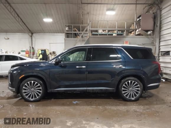 ✅ 2024 Hyundai Palisade Calligraphy • VIN: KM8R7DGEXRU749935 • Лот: 41559476. Опубликован ранее на IAAI с пробегом 16 343 миль. Бесплатный доступ к архиву аукционных продаж из США и подробный отчёт об истории автомобиля на DreamBid. Изображение 14.