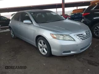 ✅ 2007 Toyota Camry LE • VIN: 4T1BE46K47U667355 • Лот: 43572494. Опубликован ранее на IAAI с пробегом 179 643 миль. Бесплатный доступ к архиву аукционных продаж из США и подробный отчёт об истории автомобиля на DreamBid. Изображение 1.