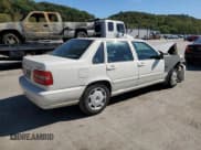 ✅ 1998 Volvo S70 • VIN: YV1LS5574W2522051 • Lot: 85093595. Listed on Copart with 181,291 mi. Free auction sales archive from the USA and detailed vehicle history report at DreamBid. Image 3.