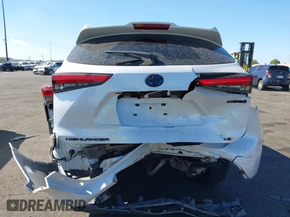 ✅ 2023 Toyota Highlander Hybrid LE • VIN: 5TDZARAHXPS521120 • Лот: 43486764. Опубликован ранее на IAAI с пробегом 86 264 миль. Бесплатный доступ к архиву аукционных продаж из США и подробный отчёт об истории автомобиля на DreamBid. Изображение 16.