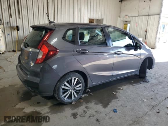 ✅ 2019 Honda Fit EX • VIN: 3HGGK5H80KM711084 • Лот: 90930455. Опубликован ранее на Copart с пробегом 63 772 миль. Бесплатный доступ к архиву аукционных продаж из США и подробный отчёт об истории автомобиля на DreamBid. Изображение 3.