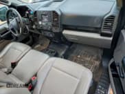 ✅ 2016 Ford F-150 XL • VIN: 1FTMF1C83GKF89647 • Lot: 95689065. Wystawiony na Copart z przebiegiem 200 641 mil. Bezpłatny archiwum sprzedaży aukcyjnych z USA i szczegółowy raport historii pojazdu na DreamBid. Zdjęcie 8.