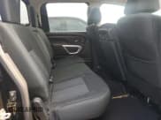 ✅ 2019 Nissan Titan SV • VIN: 1N6AA1EJ5KN503874 • Lot: 63507195. Wystawiony na Copart z przebiegiem 113 985 mil. Bezpłatny archiwum sprzedaży aukcyjnych z USA i szczegółowy raport historii pojazdu na DreamBid. Zdjęcie 10.