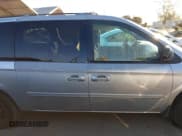 ✅ 2005 Chrysler Town & Country LX • VIN: 2C4GP44R35R398005 • Lot: 43584108. Listed on IAAI with 225,333 mi. Free auction sales archive from the USA and detailed vehicle history report at DreamBid. Image 12.