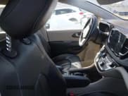 ✅ 2022 Chrysler Pacifica Hybrid Limited • VIN: 2C4RC1S71NR143650 • Лот: 41701707. Опубликован ранее на IAAI с пробегом 32 094 миль. Бесплатный доступ к архиву аукционных продаж из США и подробный отчёт об истории автомобиля на DreamBid. Изображение 5.