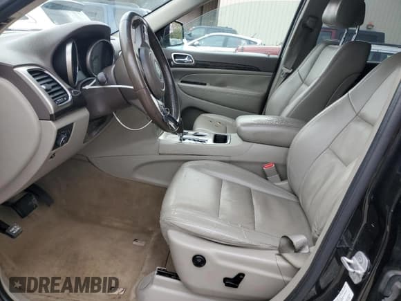 ✅ 2011 Jeep Grand Cherokee Laredo • VIN: 1J4RR4GGXBC558294 • Lot: 90277435. Wystawiony na Copart z przebiegiem 189 480 mil. Bezpłatny archiwum sprzedaży aukcyjnych z USA i szczegółowy raport historii pojazdu na DreamBid. Zdjęcie 7.