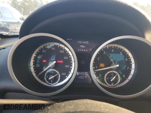 ✅ 2009 Mercedes-Benz SLK 350 • VIN: WDBWK58F19F191589 • Lot: 75384764. Listed on Copart with 151,445 mi. Free auction sales archive from the USA and detailed vehicle history report at DreamBid. Image 9.