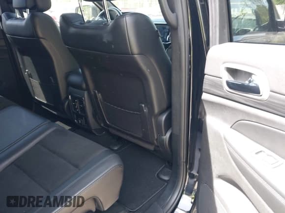 ✅ 2019 Jeep Grand Cherokee Upland • VIN: 1C4RJFAG9KC841044 • Lot: 42233619. Listed on IAAI with 42,283 mi. Free auction sales archive from the USA and detailed vehicle history report at DreamBid. Image 8.