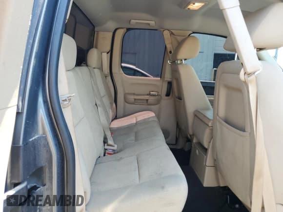 ✅ 2011 GMC Sierra 1500 SLE • VIN: 1GTR1VEA0BZ396111 • Lot: 70116465. Wystawiony na Copart z przebiegiem 176 042 mil. Bezpłatny archiwum sprzedaży aukcyjnych z USA i szczegółowy raport historii pojazdu na DreamBid. Zdjęcie 10.