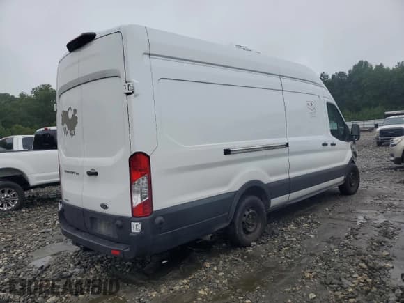 ✅ 2020 Ford Transit Cargo • VIN: 1FTBW3XG0LKB51926 • Lot: 68347385. Listed on Copart with 489,705 mi. Free auction sales archive from the USA and detailed vehicle history report at DreamBid. Image 3.