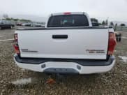 ✅ 2007 Toyota Tacoma PreRunner • VIN: 5TEJU62N57Z375512 • Лот: 92935155. Опубликован ранее на Copart с пробегом 159 531 миль. Бесплатный доступ к архиву аукционных продаж из США и подробный отчёт об истории автомобиля на DreamBid. Изображение 6.