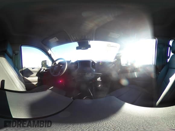 ✅ 2024 Chevrolet Silverado 2500HD Work Truck • VIN: 1GC2YLE72RF198079 • Lot: 41586127. Wystawiony na IAAI z przebiegiem 9 934 mil. Bezpłatny archiwum sprzedaży aukcyjnych z USA i szczegółowy raport historii pojazdu na DreamBid. Zdjęcie 20.