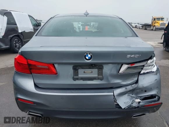 ✅ 2018 BMW 5 Series 540i • VIN: WBAJE5C55JWA97785 • Lot: 42277279. Listed on IAAI with 56,860 mi. Free auction sales archive from the USA and detailed vehicle history report at DreamBid. Image 17.