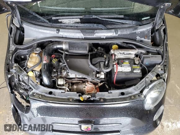 ✅ 2013 FIAT 500 Abarth • VIN: 3C3CFFFH9DT664970 • Лот: 84059114. Опубликован ранее на Copart с пробегом 121 312 миль. Бесплатный доступ к архиву аукционных продаж из США и подробный отчёт об истории автомобиля на DreamBid. Изображение 11.