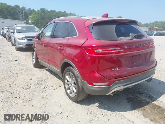 ✅ 2015 Lincoln MKC • VIN: 5LMCJ1A94FUJ30130 • Лот: 42651259. Опубликован ранее на IAAI с пробегом 150 636 миль. Бесплатный доступ к архиву аукционных продаж из США и подробный отчёт об истории автомобиля на DreamBid. Изображение 3.