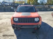 ✅ 2019 Jeep Renegade Trailhawk • VIN: ZACNJBC10KPJ94719 • Lot: 87364805. Wystawiony na Copart z przebiegiem 22 983 mil. Bezpłatny archiwum sprzedaży aukcyjnych z USA i szczegółowy raport historii pojazdu na DreamBid. Zdjęcie 5.